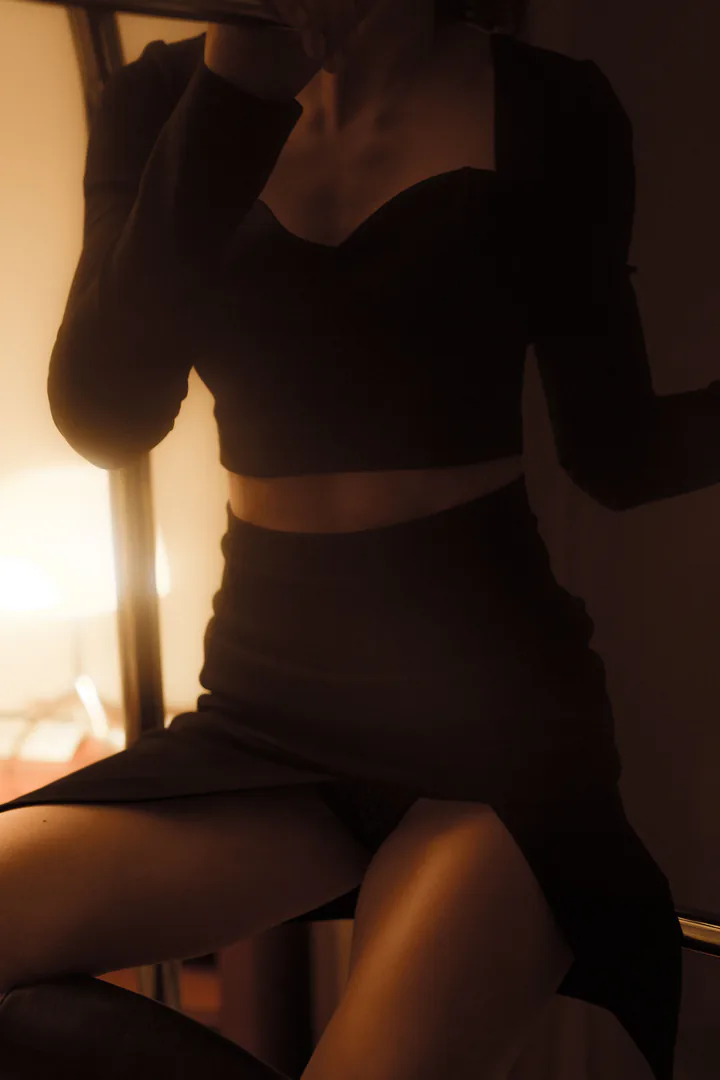 Experience Luxury Thrills 24×7 with Air Hostess Escort Bangalore 24×7 air hostess escort bangalore booking — discreet VIP companions in Bangalore