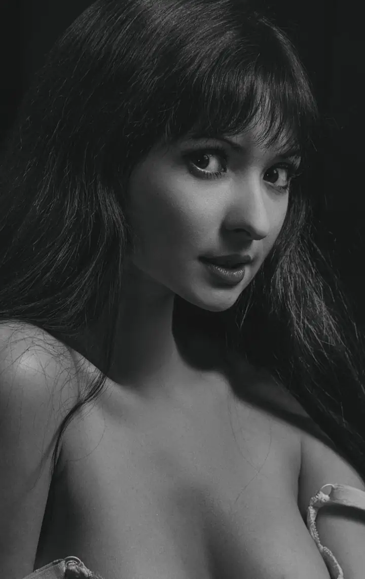 24×7 incall escort bangalore booking — discreet VIP companions in Bangalore